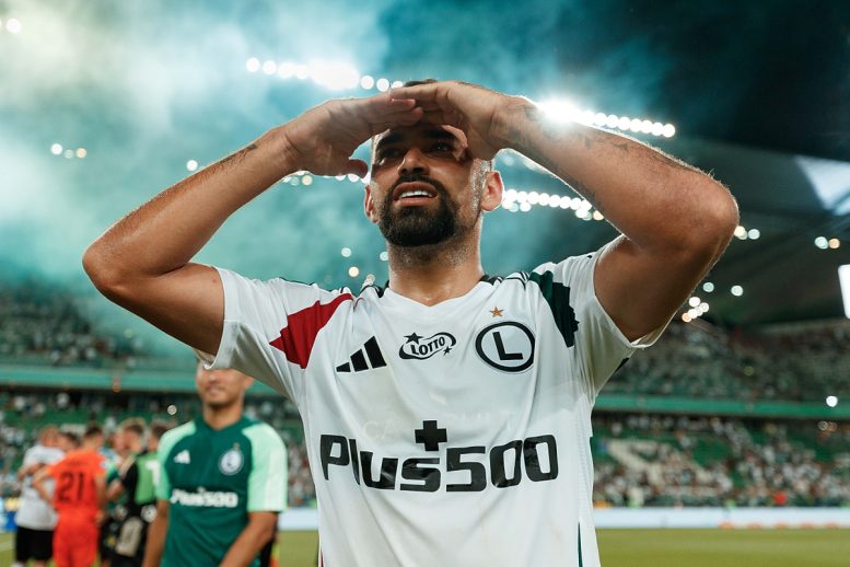 Legia Caernarfon