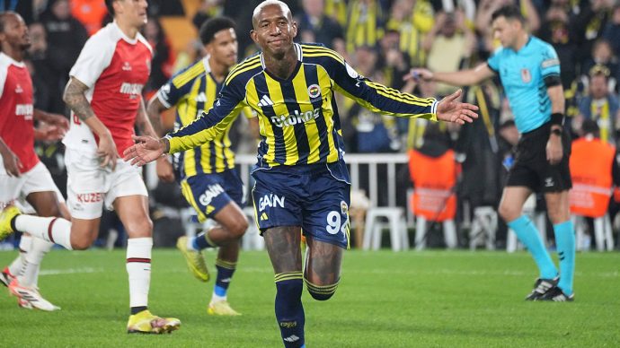 Piłkarz Fenerbahce